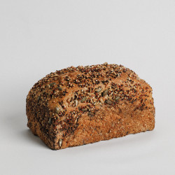 Pão de Forma de Sementes e Quinoa