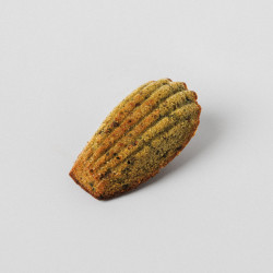 Madalena de Pistácio e Matcha 0